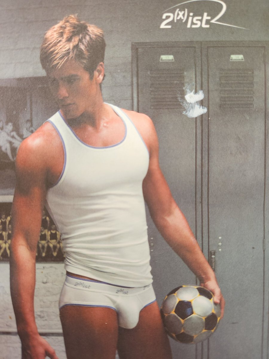 這張2007年的DM是我第一件品牌白三角，質感非常好！
#內褲控