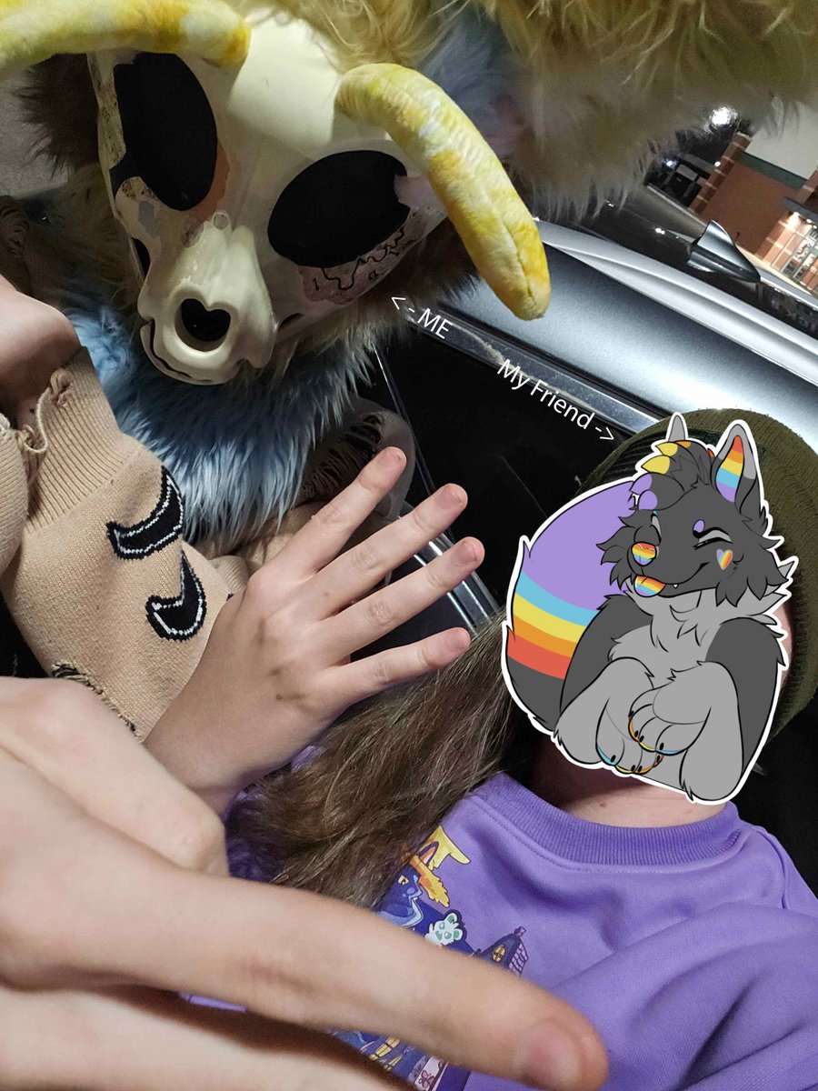 This Is Where My Buddy Akoa Fucked Up :3 #fursuit #furry