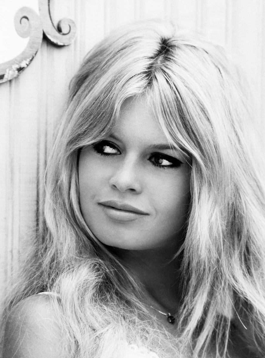 💔Adieu Brigitte Bardot. 💔
La seule, l'unique, BB forever.

Vous avez marqué ma vie dès mon enfa...