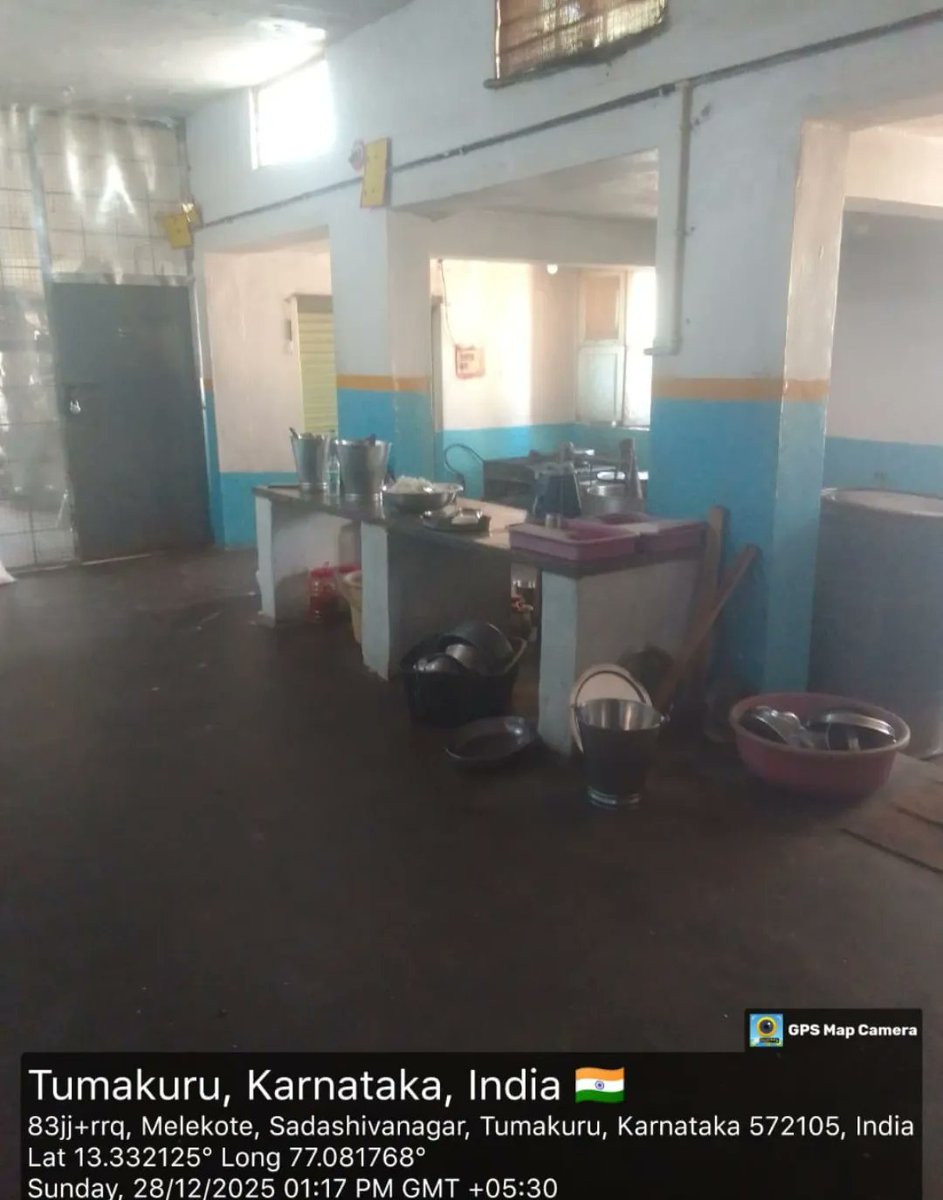 bikkegudda's tweet photo. #SocialAudit_SWDMeals @SWDGoK @kreisemahithi @jd_swd @Dswojdtumkur Mdrs87 Bikkegudda Gubbi Taluk Tumakuru Afternoon Served Lunch   #SocialAudit_SWDMeals #SocialWelfare_Karnataka https://t.co/y3GSlCUW37
