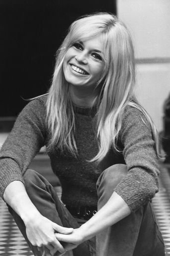 Elle incarna la femme française, par sa beauté, son talent mais surtout par son tempérament ! Elle devint notre conscience sur la cause animale. Adieu BB...

#BrigitteBardot