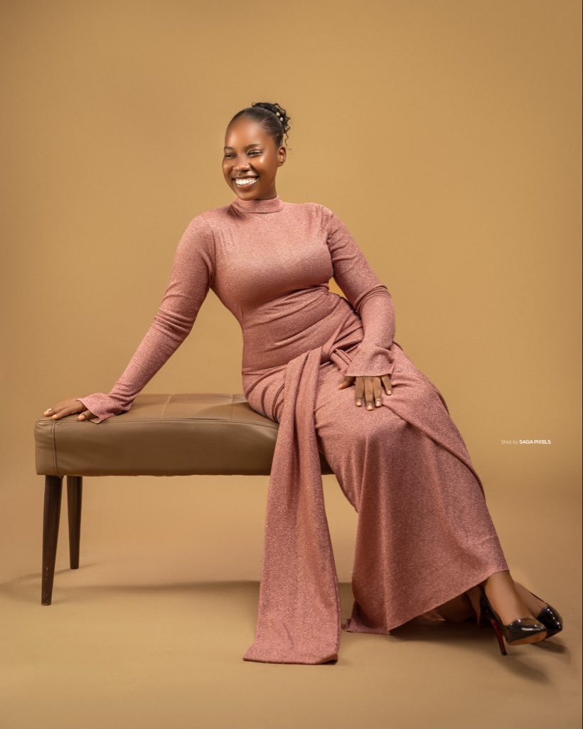 Esther 🦋🥰 tweet media