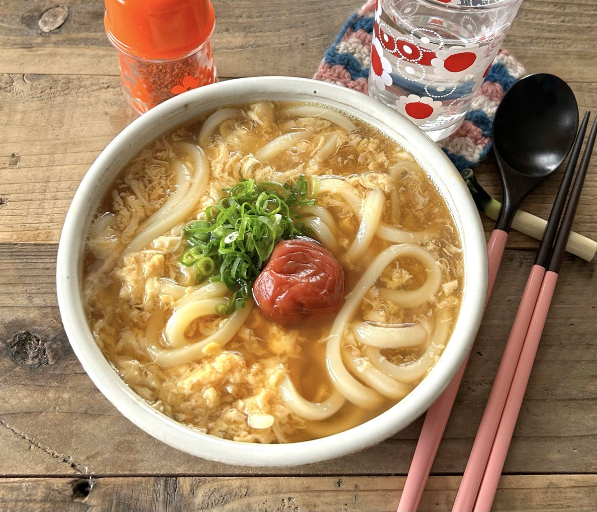 redbeanjam1210's tweet photo. 梅のせ卵とじうどんを作りました😊
食べると体がぽかぽかしてほっとします♨️ https://t.co/gb6pJWxmQH