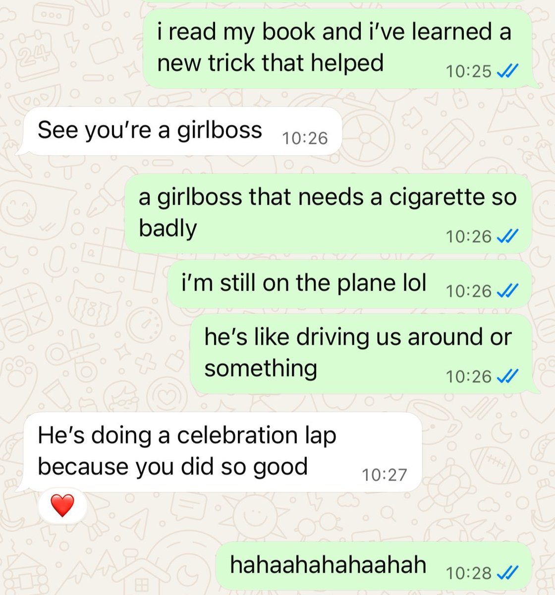 ojvhteuhyhes's tweet image. annual reread of all the texts my bf has sent me over the years after i successfully flew on a plane by myself (deathly afraid of flying)