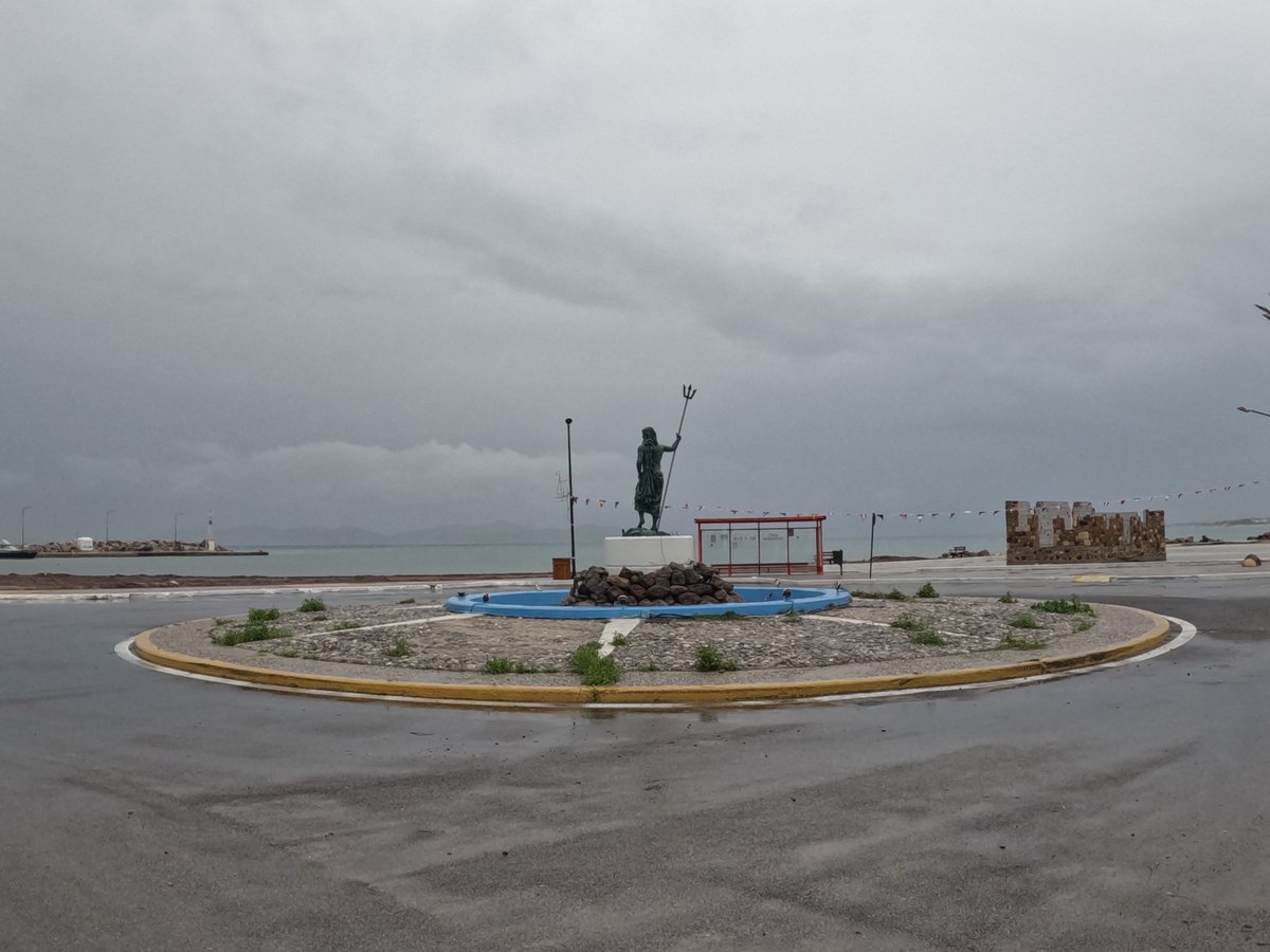 Rain, wind, and empty streets... 🌧️💨

My umbrella barely survived this walk through Mastichari! Experience the real, unfiltered charm of the village on a stormy off-season day.

📽️ Full 4K Walk: youtu.be/kGyIrha_LaE🌐 More at: discoveringkos.com

#Mastichari #Kos #Greece