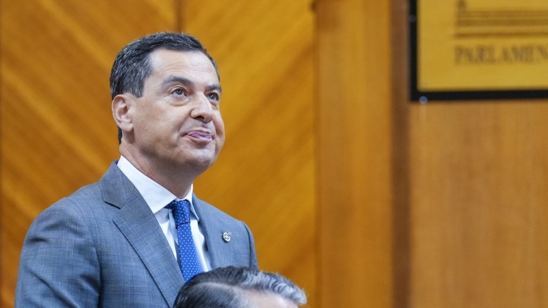 Ya sabes que #MorenoBonilla cierra en Andalucía 360 unidades de Educación Infantil y Primaria a partir de este curso escolar, que se suman a las ya suprimidas desde 2019, alcanzando un total de 2.758 aulas cerradas en la #EducaciónPública andaluza.
Ahora te contará la milonga de