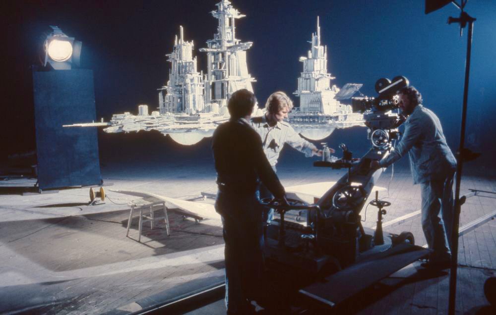 SciFiArchives's tweet image. Behind the scenes of ALIEN.