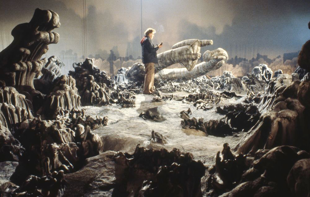 SciFiArchives's tweet image. Behind the scenes of ALIEN.