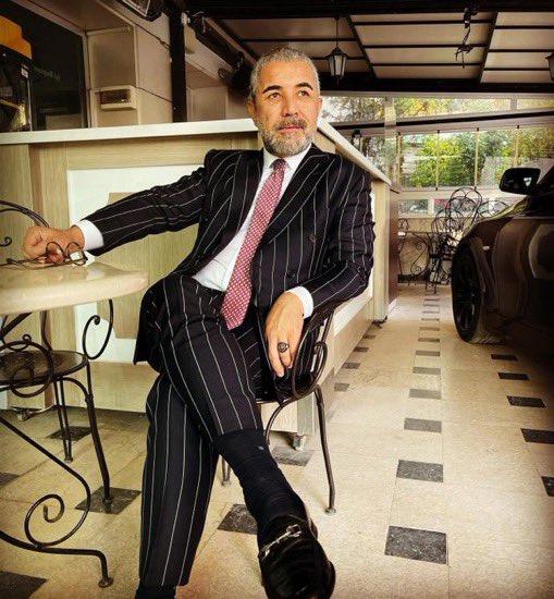 İlahiyatçı Veyis Ateş uyuşturucu soruşturması kapsamında gözaltına alındı.