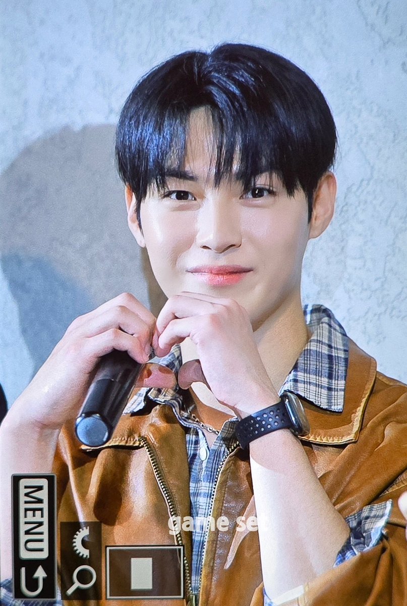 251228 라뷰🫶🏻🖤

#OMEGA_X #오메가엑스
#HANGYEOM #한겸