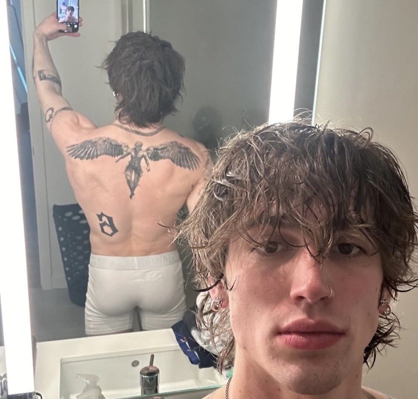 passionatefag's tweet photo. https://t.co/YMlRmPnkXE
