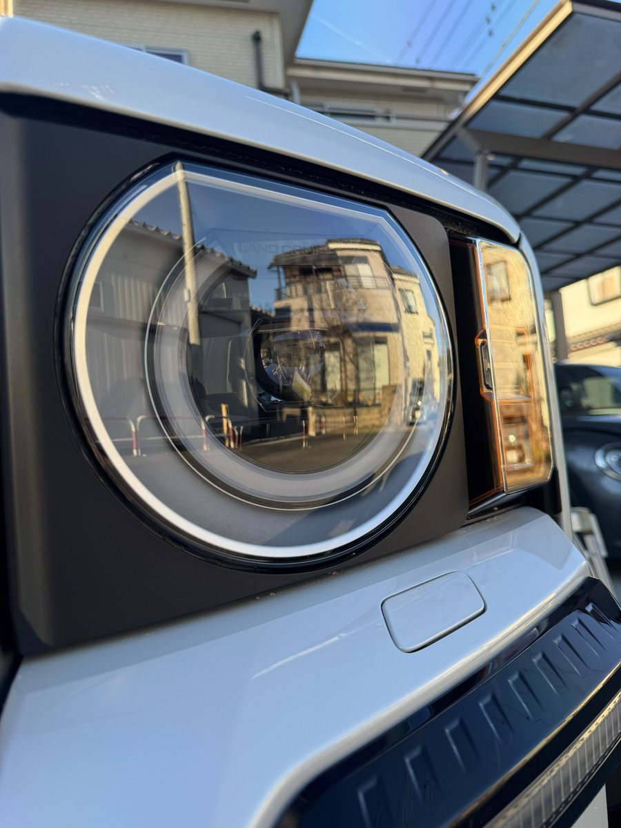 haru_Detailing's tweet image. ランクル250🚗

ヘッドライト、フロントガラス、ナビ、メーターパネルにG-POWER3発💪✨

横からレンズが消えて見えて、オーナーさんもビックリ🤣
フロントガラスは無くなりました🫥

安心感が段違い👍

#gpower