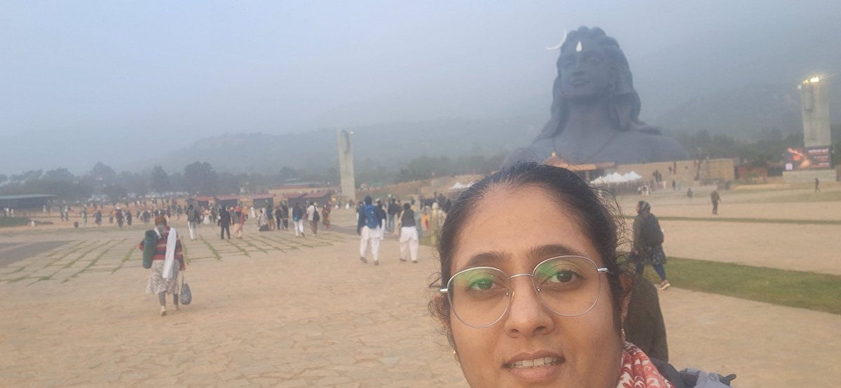 shailizzy's tweet photo. Satsang with #sadhguru @ishafoundation Bangalore https://t.co/SlQafLZGsI