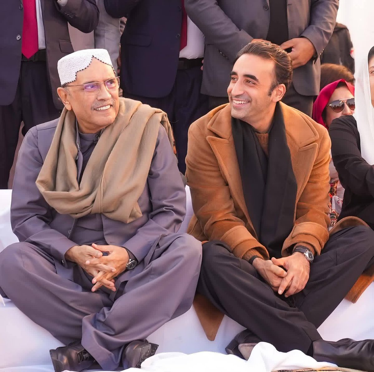 QBA_786's tweet photo. Many Many Congratulations to you Sir Historically 18 yome Shahadat mohtarma Benazir Bhutto Sahiba ♥️✌️🇱🇾 https://t.co/9b1RXcWUbo