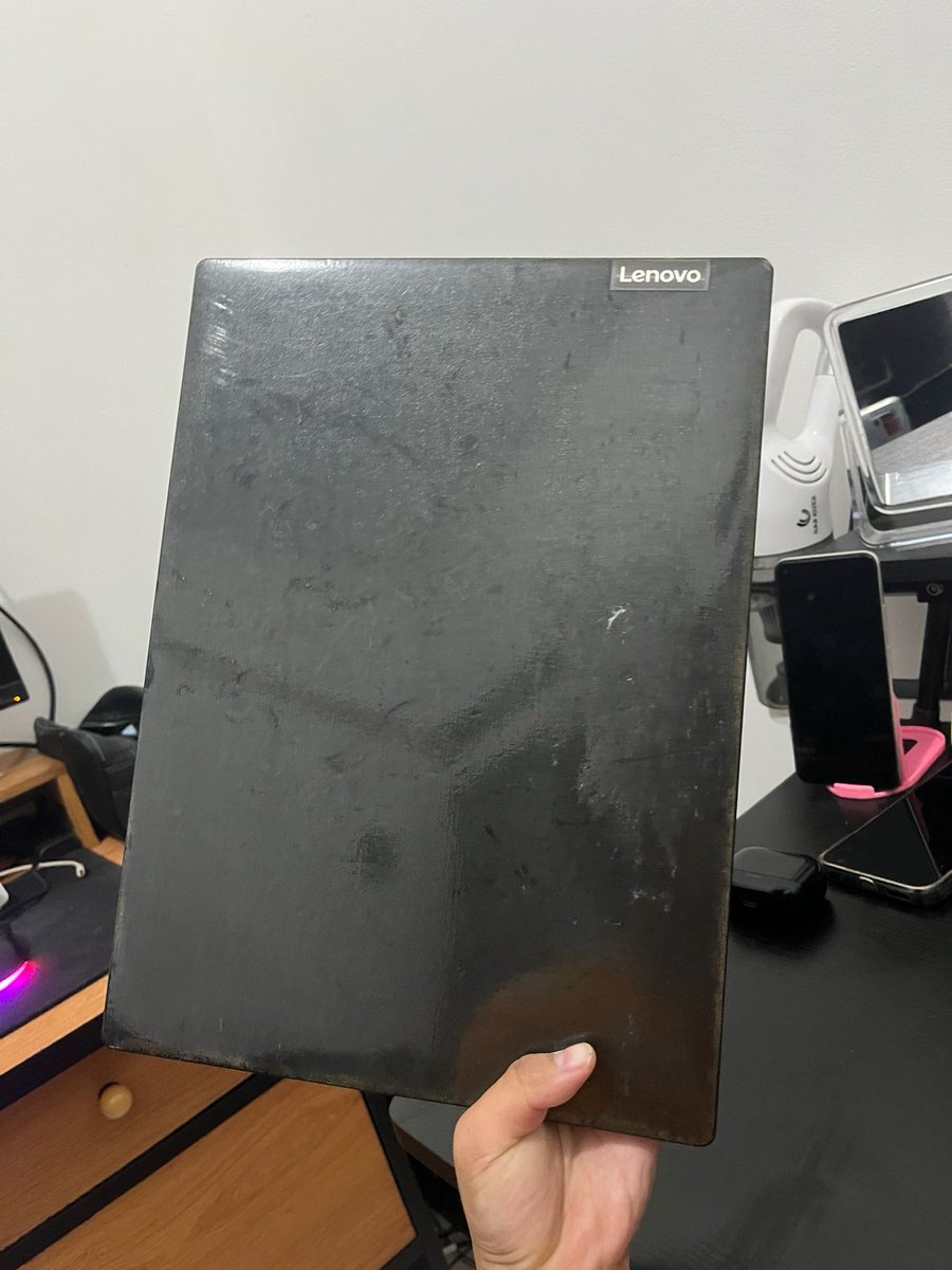 RUHepiNow's tweet photo. @ezash Jual Laptop Lenovo V145-14AST Ready COD Otista Jaktim/Tebet. Pemakaian pribadi, info detail laptopnya bisa dm aja, di jual 1,5jt nego tipiss

thank you bang, semoga ada yang ngangkutt #KhilafClubSE #WTS https://t.co/bxQj67wrEG