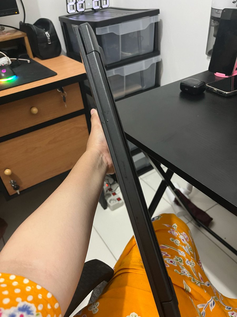 RUHepiNow's tweet photo. @ezash Jual Laptop Lenovo V145-14AST Ready COD Otista Jaktim/Tebet. Pemakaian pribadi, info detail laptopnya bisa dm aja, di jual 1,5jt nego tipiss

thank you bang, semoga ada yang ngangkutt #KhilafClubSE #WTS https://t.co/bxQj67wrEG