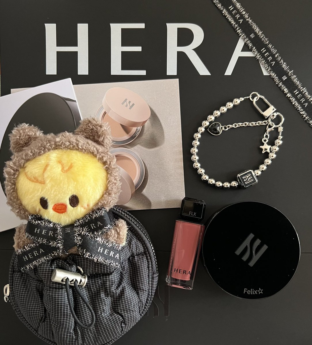 今年はFelixのおかげで初めて『HERA』のクッションファンデとこの
