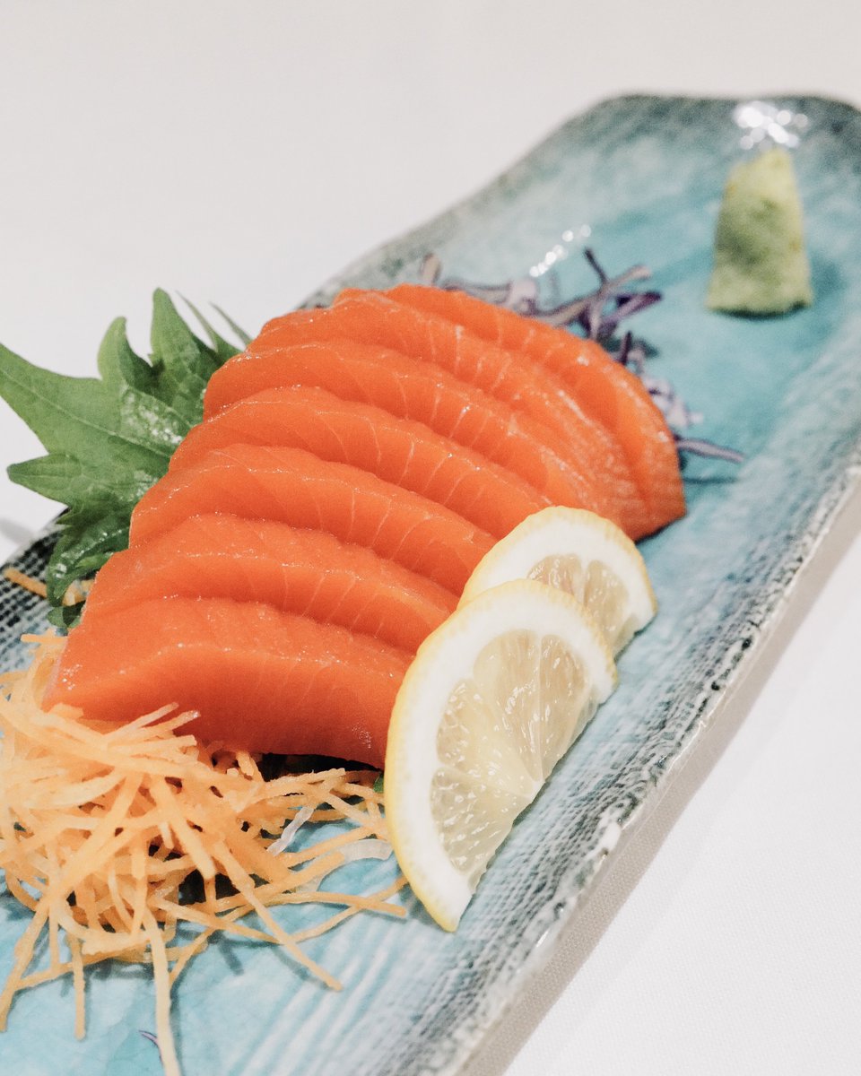 サーモンページ② 加えて、天然モノの「Sockeye（紅鮭）」は本当に「紅」なのである