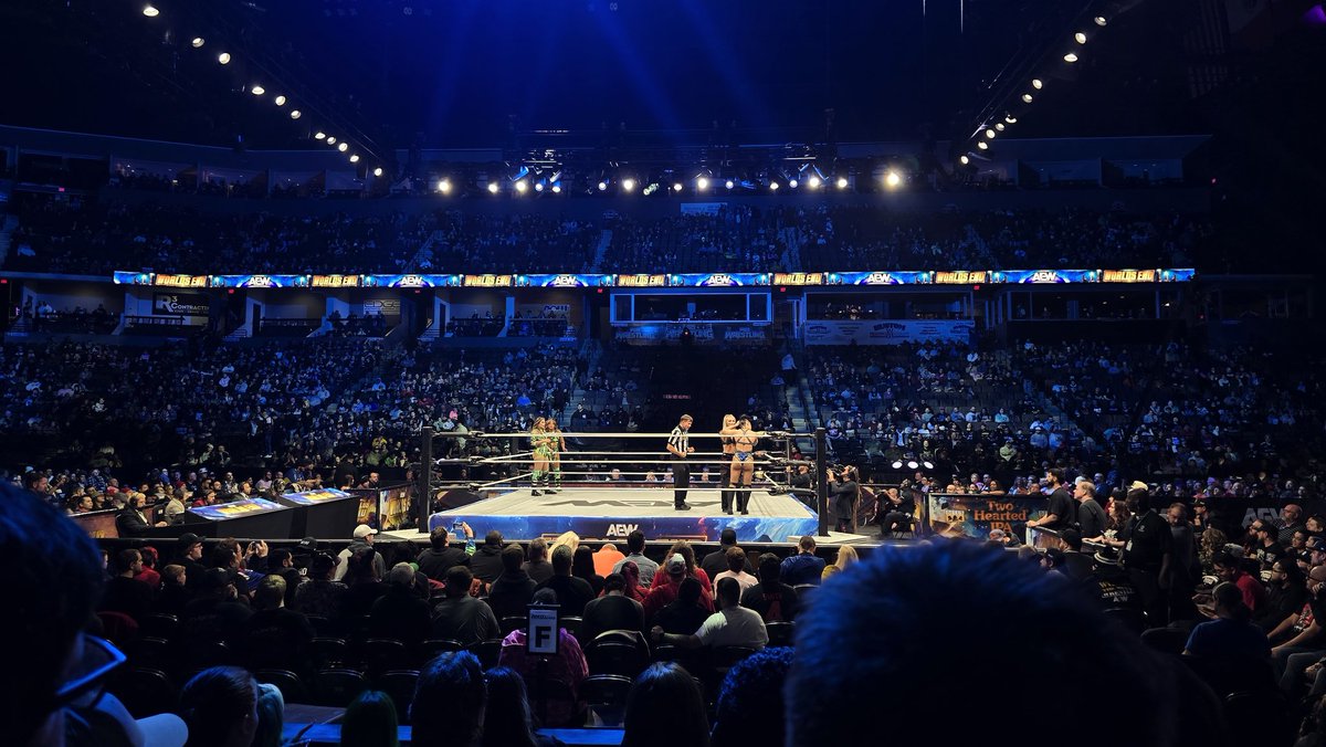 I attended 6 wrestling PPVs in 2025 and this is how I rank them:

1. STARDOM All Star Grand Queendom
2. AEW All In Texas
3. AEW Forbidden Door
4. AEW Worlds End
5. WWE Wrestlemania 41
6. WWE Clash in Paris 

#AEWWorldsEnd #WWE #STARDOM