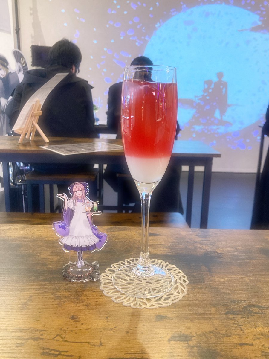 maguro__luka's tweet photo. 千本桜展行ってきた〜！ദ്ദി＞ᴗ＜)🎀✧
めちゃめちゃ可愛かったしドリンクも美味しかった！

 #千本桜展  #巡音流歌 https://t.co/BTnBzoaPcx