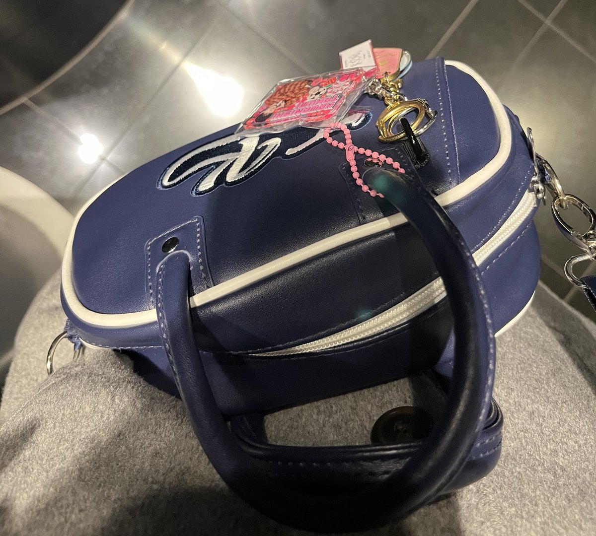 JO1 ミニボストン 川西拓実 T・K 今日もT.Kバッグ🍓👜でお出かけ めちゃくちゃ普段使いしてる🥰 拓実も