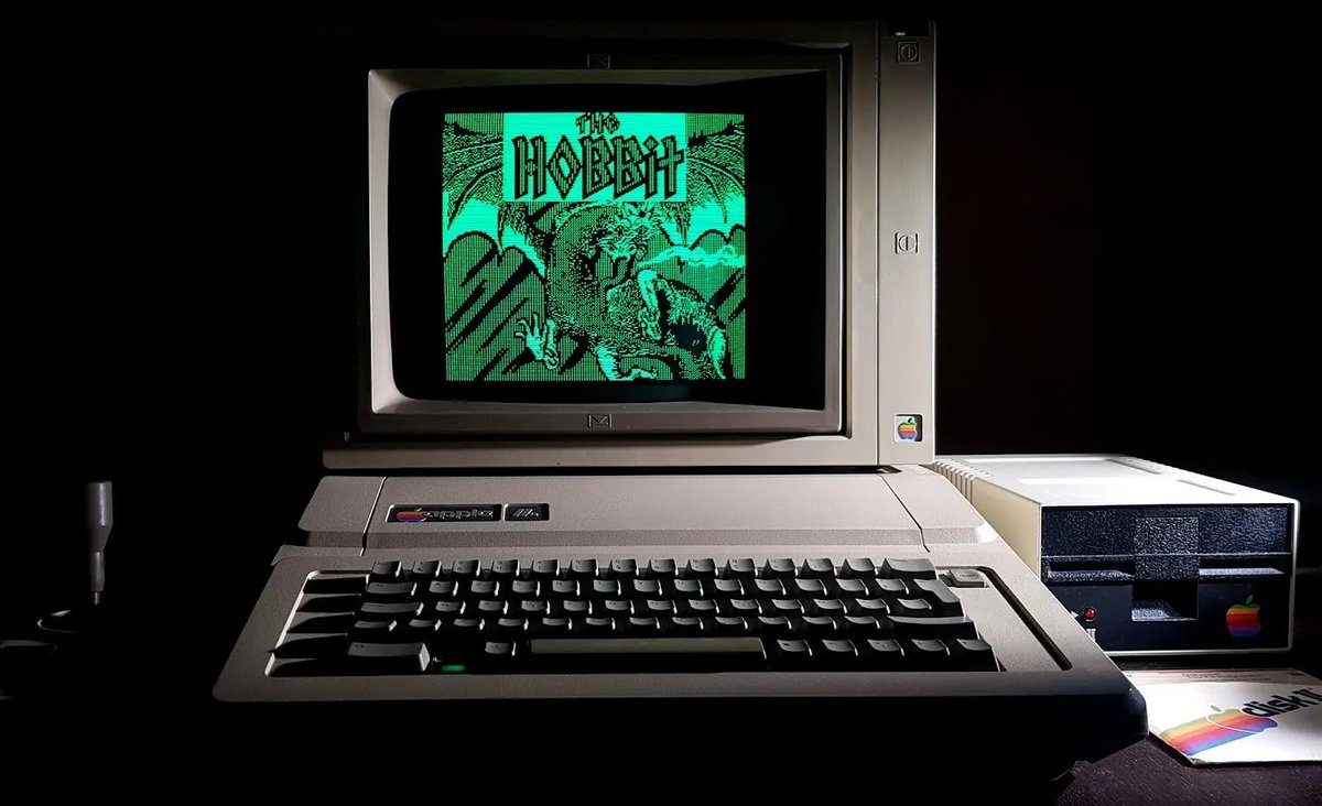 The Hobbit on my Apple IIe.
The screen quality of these 45 year old CRTs is absolutely amazing.
I felt the need to pay them tribute:
youtu.be/fVsATm_NtWE