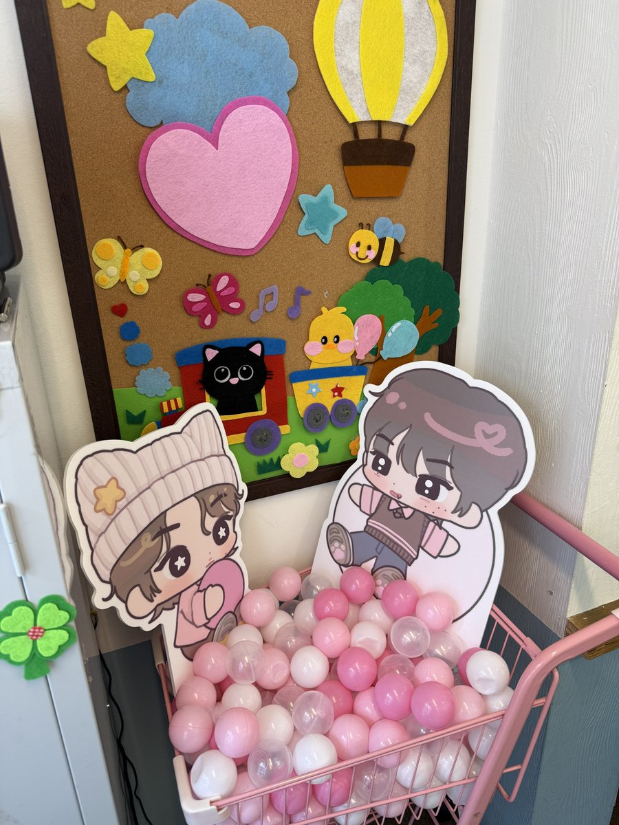 nyattu252's tweet photo. 너무너무 옙뿌고 기엽게 꾸며져 있어서 들어가자마자 햄복...💓 디테일 너무 쩔엇꾸마👍🏻💗 열어주셔서 감쟈해욤💟 

#또리비니_비밀일기장이되고싶어 https://t.co/AnFwbJtgHn