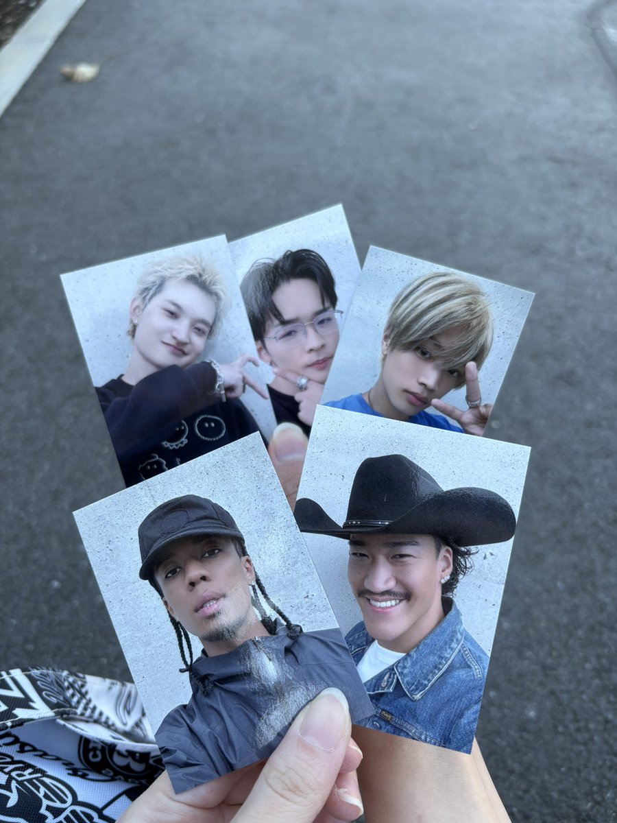AOJS000's tweet photo. BALLISTIK BOYZ
PSYCHIC FEVER
THE FESTIVAL

フォトカ交換

譲　JIMMY 剣 中西椋雅 半田龍臣 
　　渡邉廉( シクレ )
求　小波津志 ノーマル

現地での交換優先です
お気軽にお声がけください

サイフィ カード 交換 https://t.co/0LQ2KpwEDe
