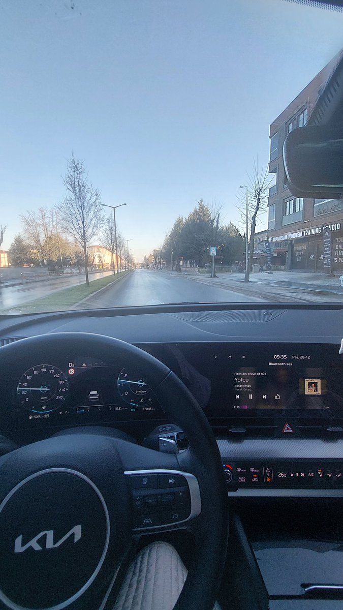 Hep yek, hep tek 😎
Analık zor zanaat efenim🤪
Gün aydı ❄️☘️