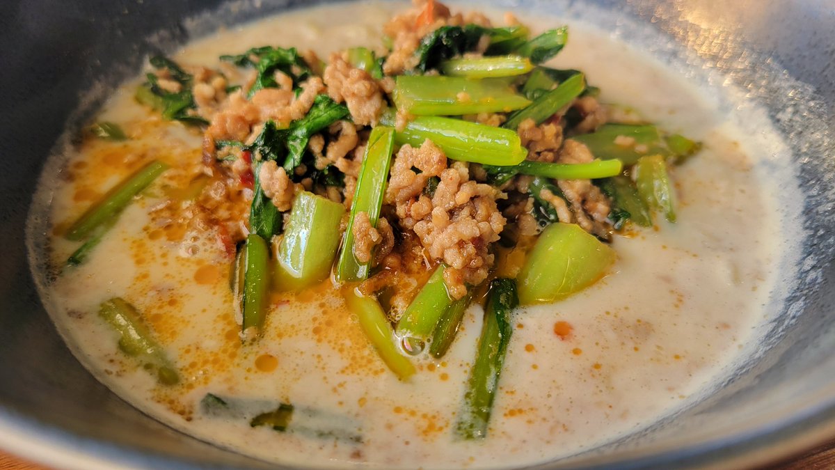 growtwo's tweet photo. 今月も来ることが出来た☺
担々麺うまい👍️
ご馳走さまでした😋
今日はハラパンです🈵️😍
#COLLEGARE #コレガレ
#大村湾 https://t.co/AFQjaCVf5Z