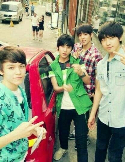 jwwmch's tweet photo. they were such babies 🥹 https://t.co/rRdIOhPGYl