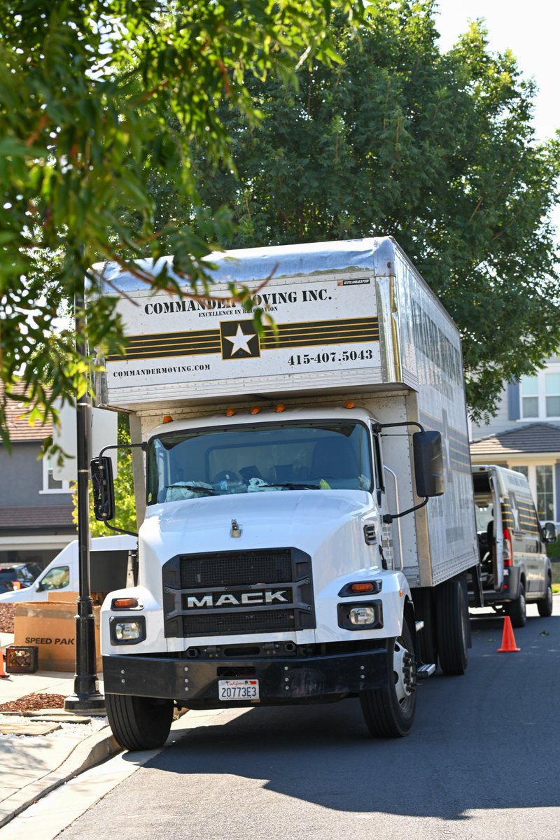 CommanderMoving's tweet image. #bestmovers #oaklandca #haywardca #movingcompany