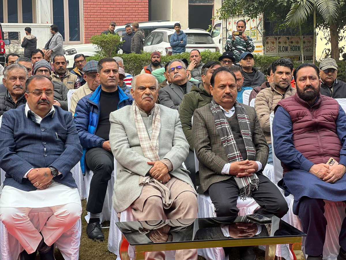 nareshsinghbjp's tweet photo. Today listened to the 129th episode of Mann Ki Baat organized at the Flats of Nideesh Enclave Residents Welfare Association, Channi Rama, along with Ashok Koul (J&amp;K BJP General Secretary – Org), MLA Ch. Vikram Randhawa and Kulbir Charak ji (District General Secretary)
#MannKiBaat https://t.co/ZDHsSaTbce