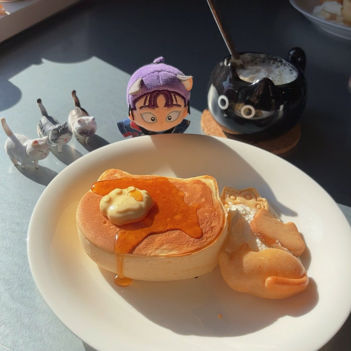 Post by まろ🦊 on X: 🐱🥞👀