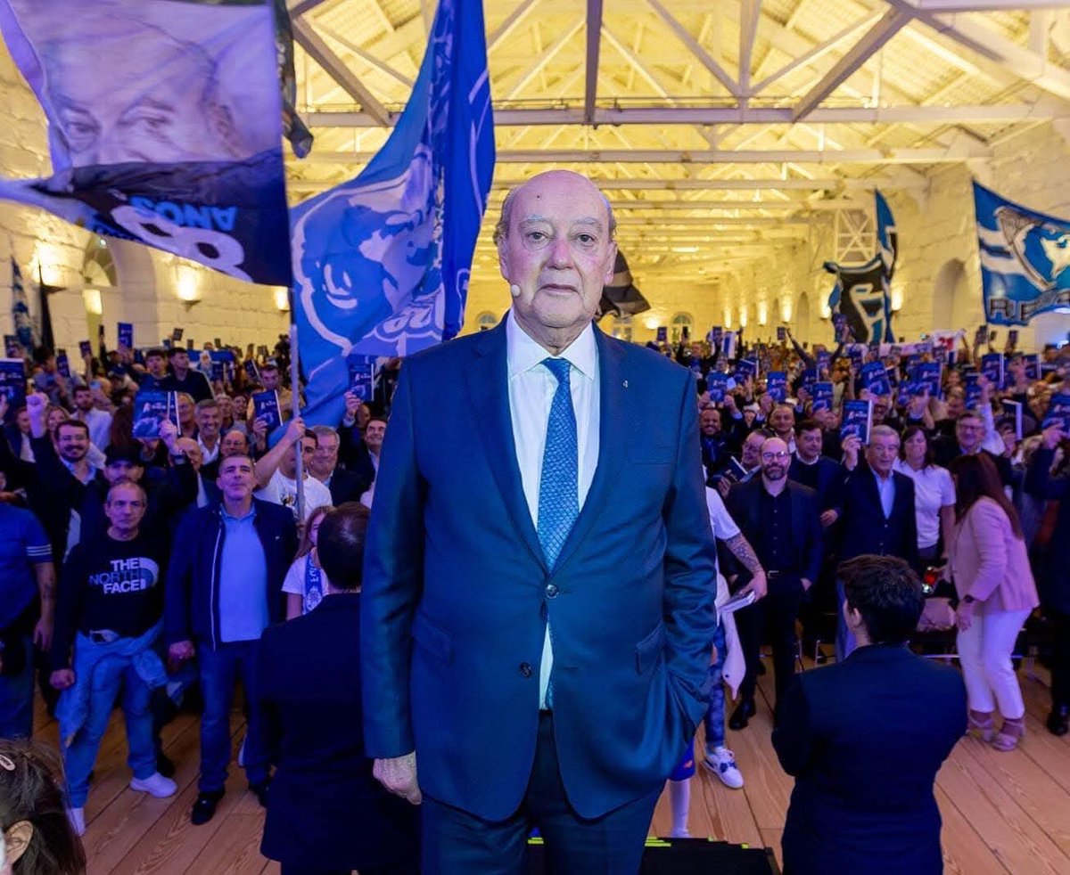 jvazmendes's tweet photo. Pinto da Costa completaria hoje 88 anos. Tive o prazer de privar com ele de perto em diversos momentos, memórias que guardarei para sempre. Transformou o @FCPorto num colosso europeu e mundial. E é isso que relevo no Presidente dos Presidentes 🙏

#destacar #seguidores https://t.co/qVPn0EGfww