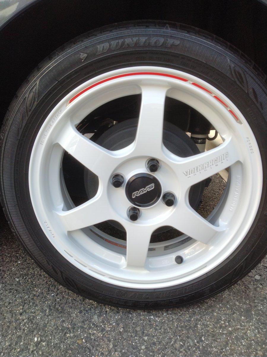 waka441103's tweet photo. やっと待ちに待ったホイールが届きました！
RAYZ　TE37ソニック・タイムアタックエディション（白）
ばりカッコイイ✨
#NONE
#RAYZ
#TE37
#ホイール
#鍛造 https://t.co/6SRFwioBzn