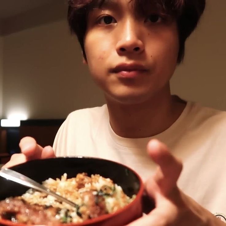 솔직히 똑같이생김