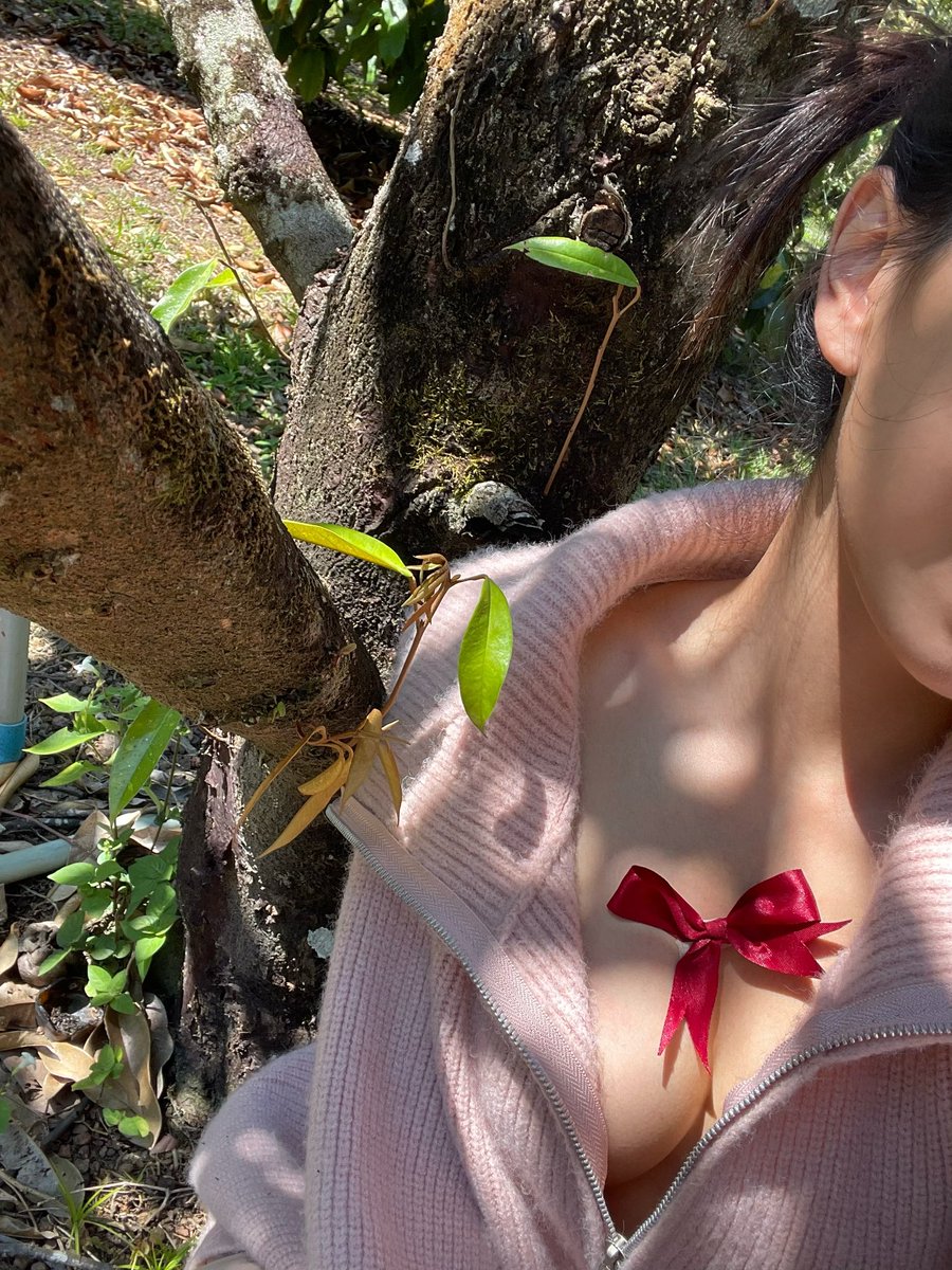 อยากได้ของขวัญ:)