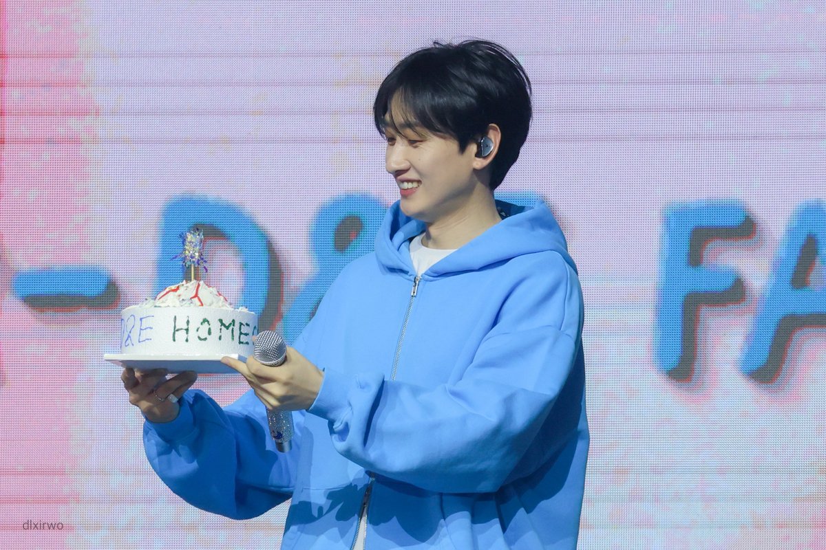 dlxirwo's tweet image. 251228 D&amp;amp;E Home Coming 1회차

케이크에디션 키링

#은혁 #EUNHYUK