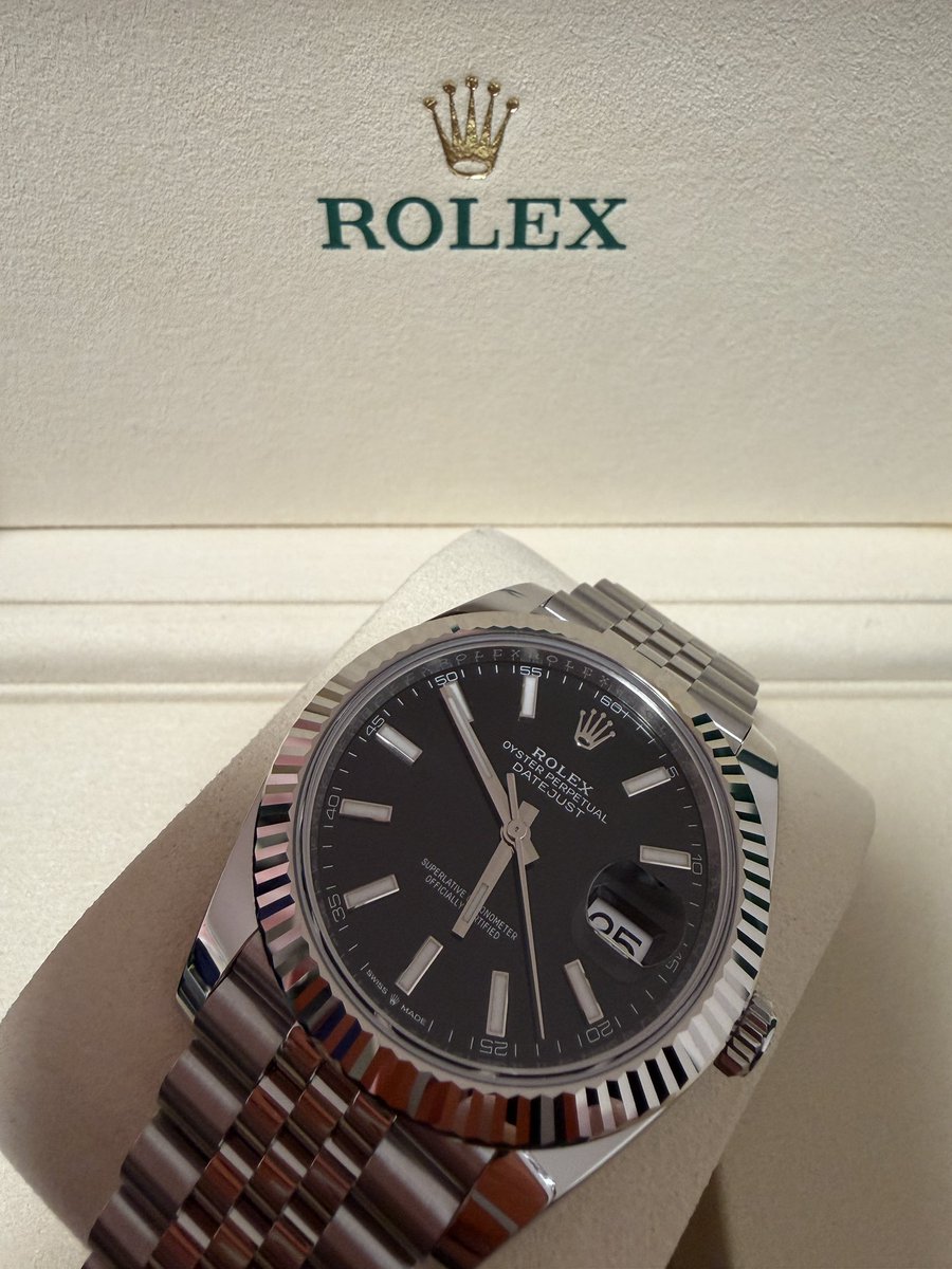 ROLEMES2022's tweet photo. クリスマスにデイトジャストご提案いただけました☺️✨
#ROLEX https://t.co/MGq5QMFWZ1