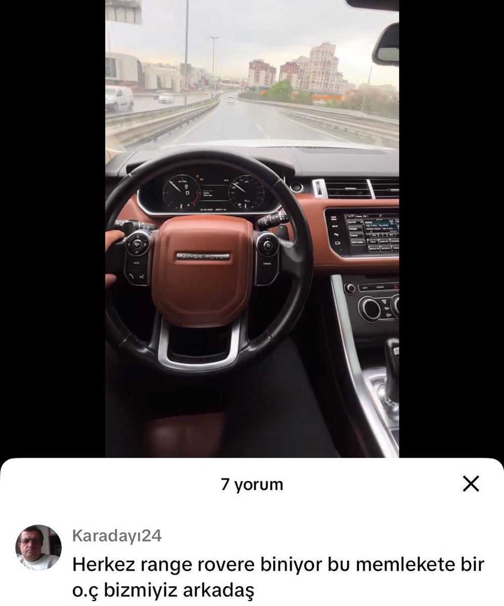 sogutozumetro's tweet photo. Kütüphaneye gelen çiftleri görünce https://t.co/vSLyq5F1il