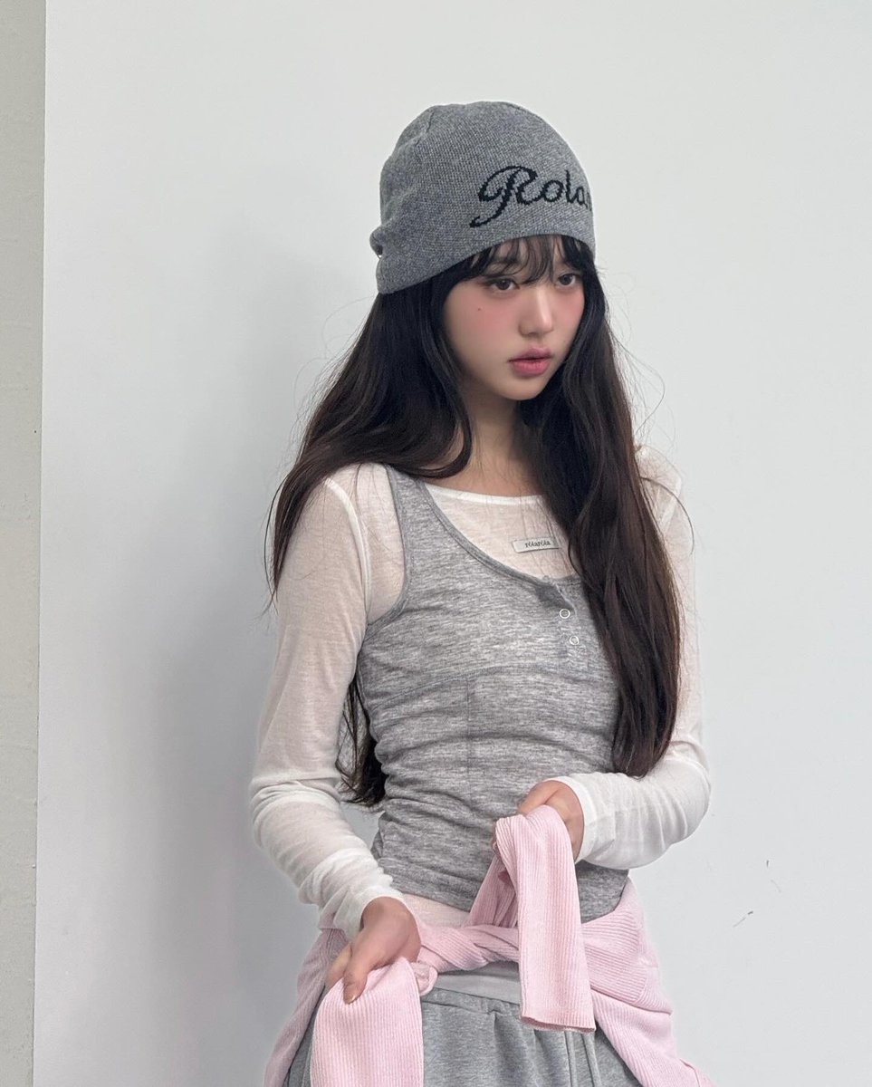 wonyoungdollz's tweet image. Love this look 😍