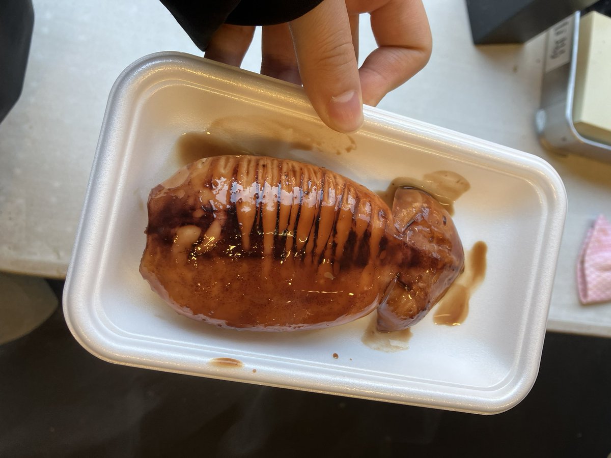 bigzynbz's tweet photo. 築地🍣 https://t.co/nnbAKjWmIl