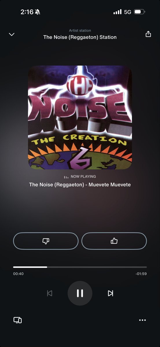 Coreyyyyb's tweet image. “Hey siri play white noise” 

Proceeds to give me the worst possible answer it could have given me.