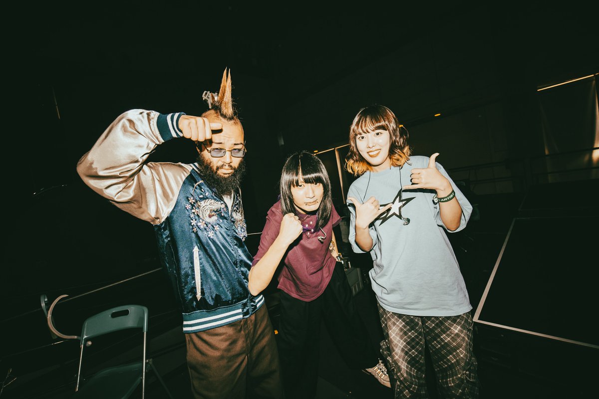 夕日 夕日 本日は北海道檜山郡上ノ国町の写真をお届けします。 真っ赤な夕日