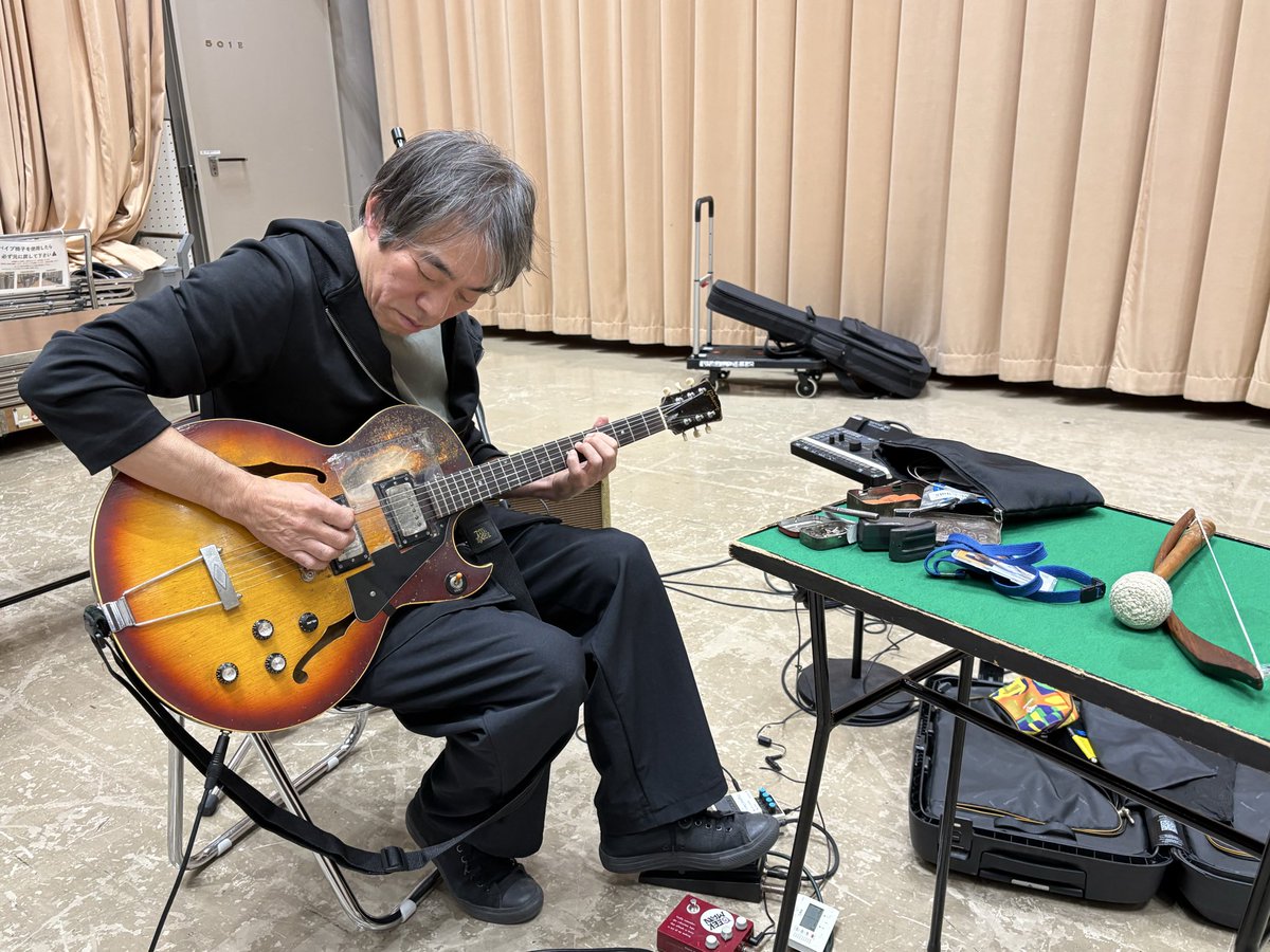 Point_ten_ten's tweet image. 明日 12/29(月)
『大友＆バラカン　ジャズ・リポート〜review &amp;amp; preview〜』

NHK-FM　ラジオ
19:25 〜 21:25

出演 #大友良英 #ピーター・バラカン
ゲスト #謝明諺

どうぞお聴き逃しなく🙌✨
nhk.jp/p/rs/ZGXJRR26W…