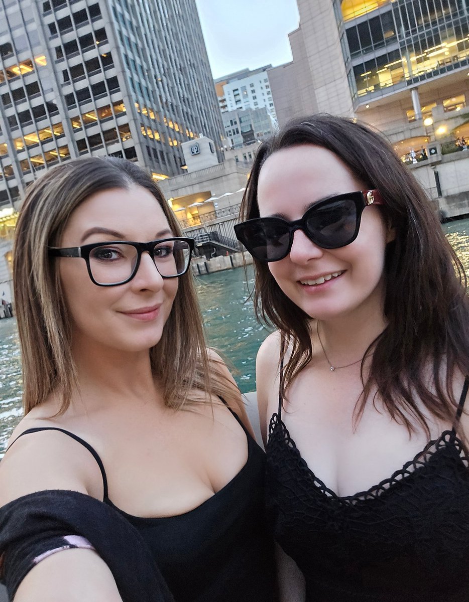 KrystalAssassin tweet media