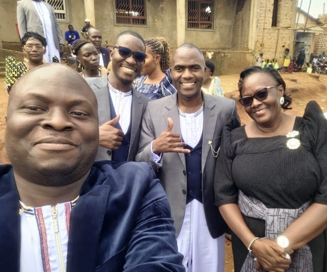 MulindwaGera's tweet photo. A week later, my introduction ceremony, am just proud of my Princess, my colleagues who accompanied me to the Palace as am officially introduced to the parents of my dear wife. 
@KYAMBADDER @dkulumba1 @Joy_Zizinga @Cantanta01 https://t.co/49pXPcWs08