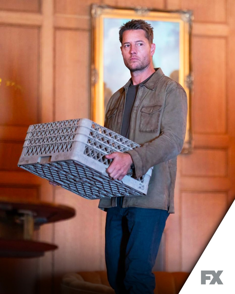 FXTV's tweet image. Kayıp bir kurye ve gömülü bir aile sırrı. Colter, gerçeği ortaya çıkarmak için her şeyi göze almak zorunda.

Justin Hartley'in başrolünde olduğu Tracker yeni bölümleriyle her pazar 20.30'da #FX'te!