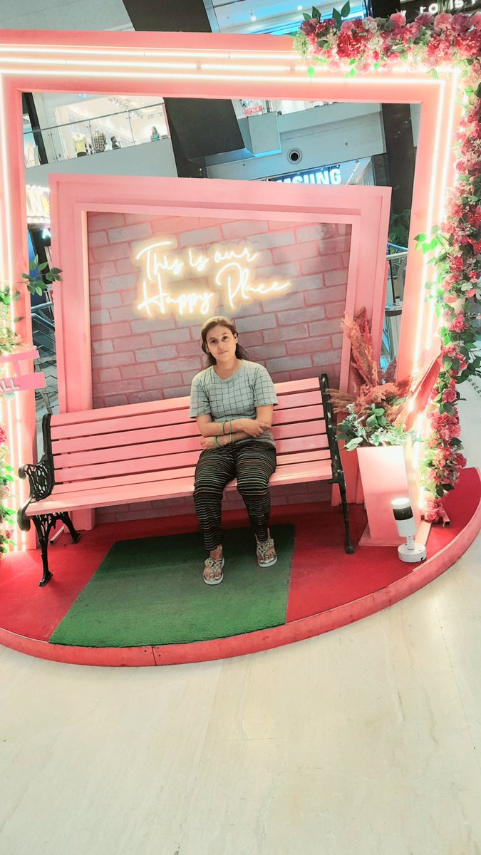 babepuja's tweet photo. celebrate Christmas party 🥳 
#Christmas #NewYear https://t.co/mbuYcd7kil